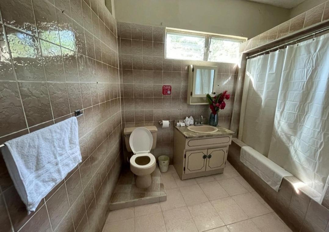 Arnold'S Guest House Сан Игнасио Екстериор снимка