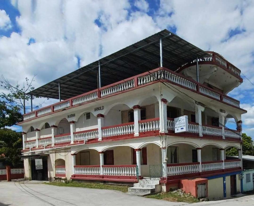 Arnold'S Guest House Сан Игнасио Екстериор снимка